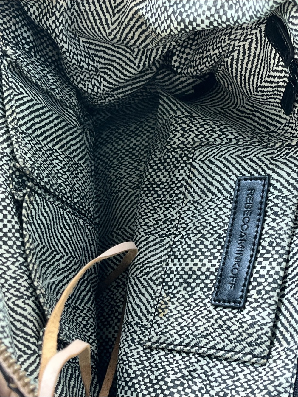 Rebecca Minkoff Cream Leather Satchel Black Hardware Minimalist Chic Luxury - Picture 5 of 6